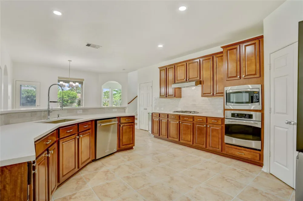 1728 Pampas Trail Drive Friendswood, TX 77546