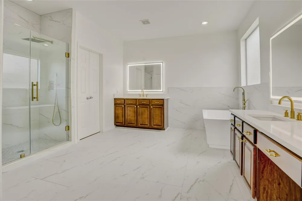 1728 Pampas Trail Drive Friendswood, TX 77546
