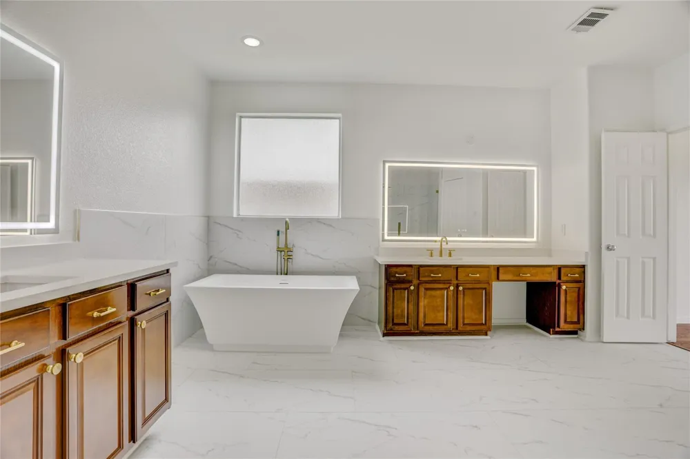 1728 Pampas Trail Drive Friendswood, TX 77546