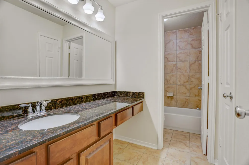 1728 Pampas Trail Drive Friendswood, TX 77546