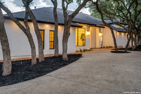 206 POST OAK WAY