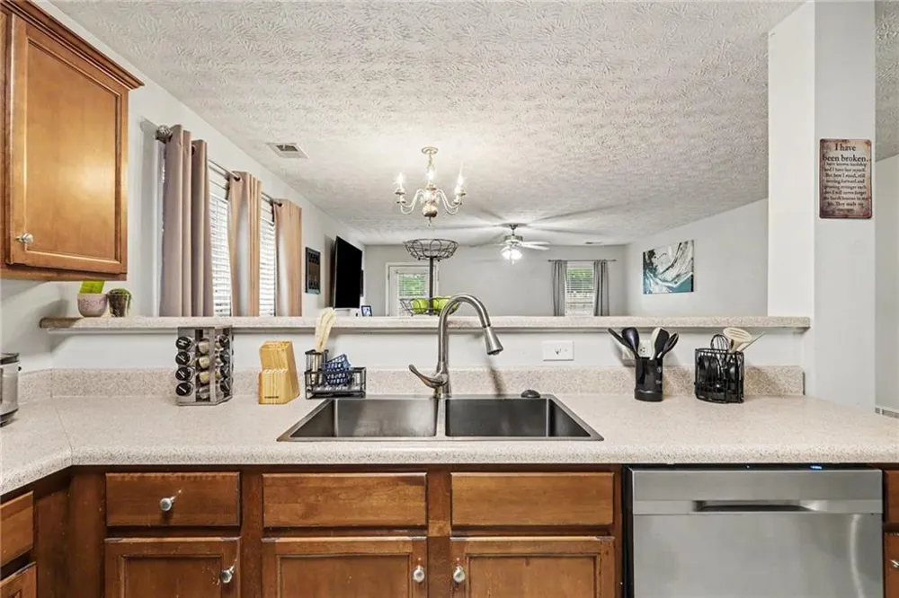 413 Erin Ct. Court Villa Rica, GA 30180
