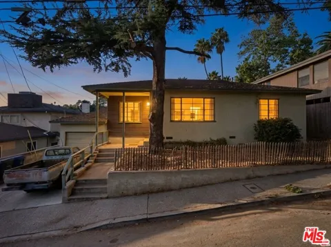 4223 Camino Real