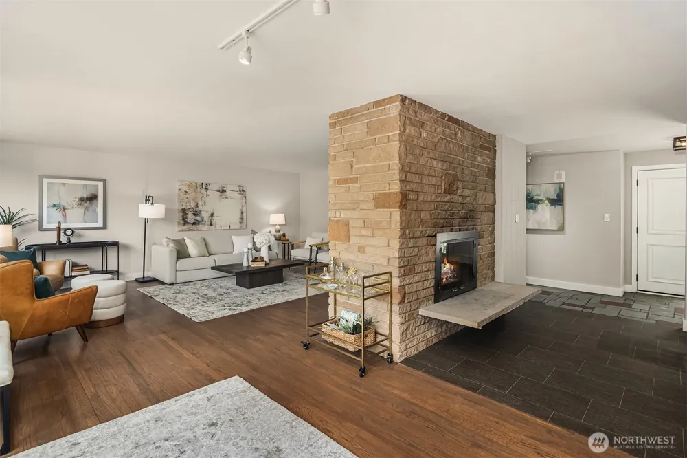 11215 Champagne Point Road NE Kirkland, WA 98034