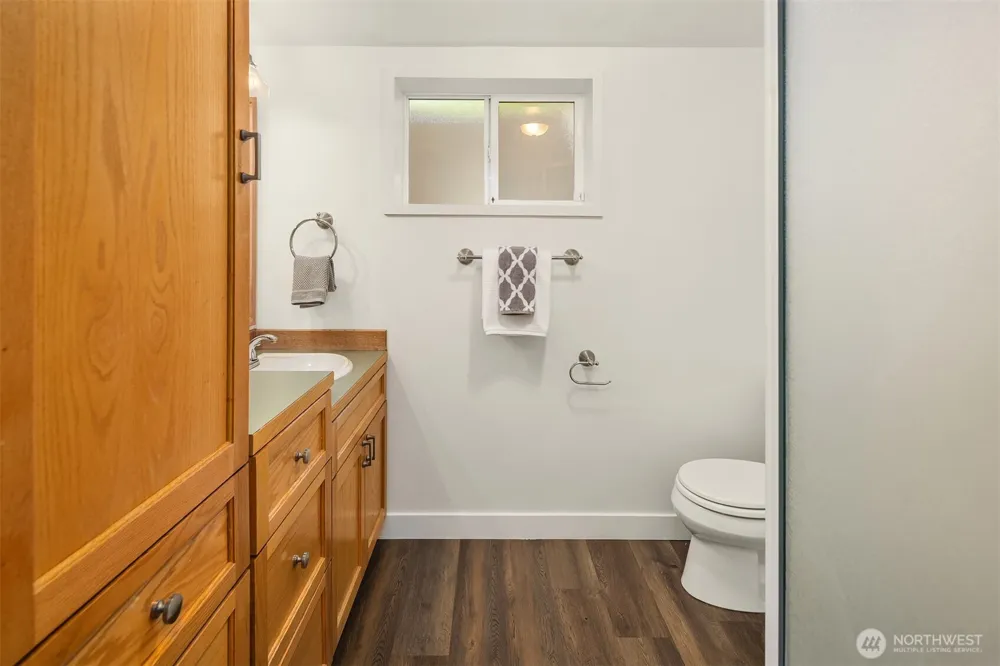 11215 Champagne Point Road NE Kirkland, WA 98034