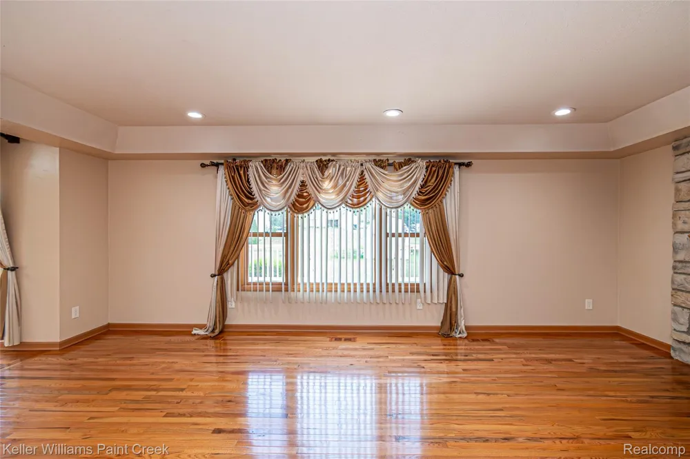 5555 Chatham Lane Grand Blanc Charter Township, MI 48439