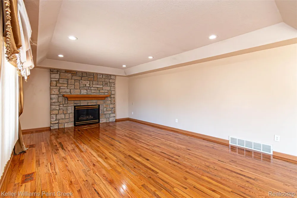 5555 Chatham Lane Grand Blanc Charter Township, MI 48439