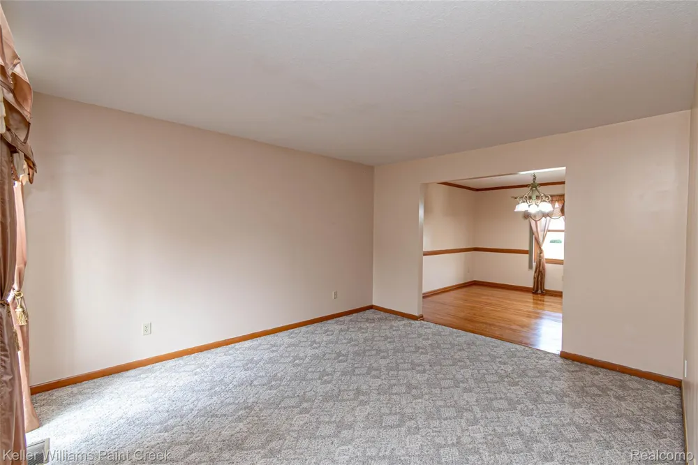 5555 Chatham Lane Grand Blanc Charter Township, MI 48439