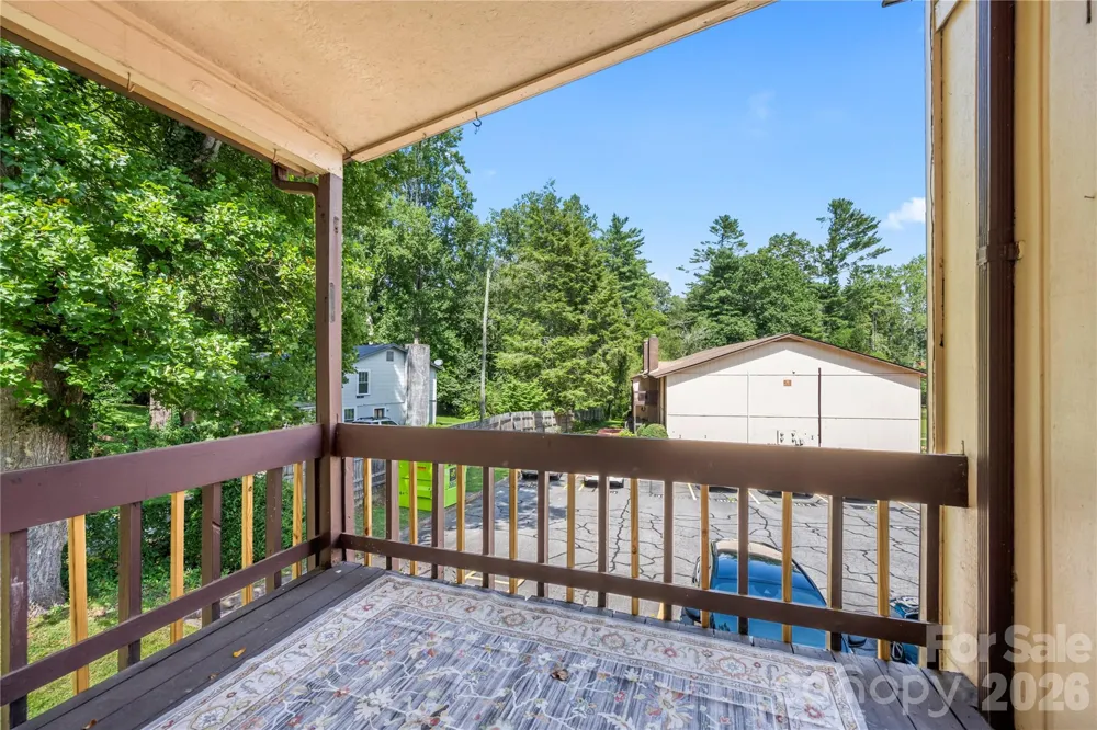 63 Shepard Square #206 Brevard, NC 28712