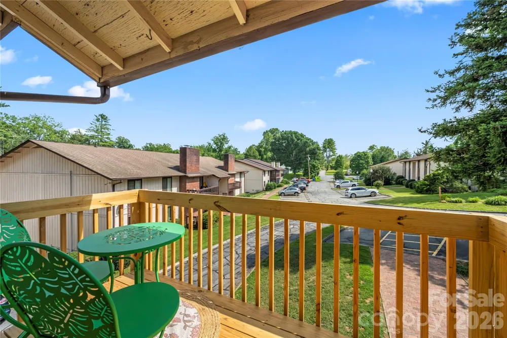63 Shepard Square #206 Brevard, NC 28712