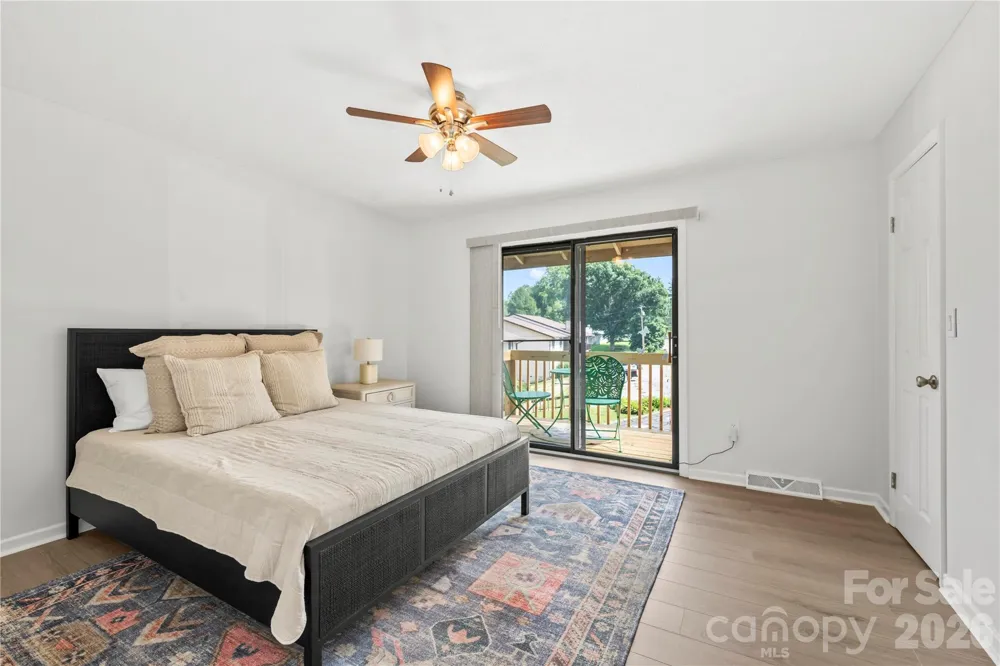 63 Shepard Square #206 Brevard, NC 28712