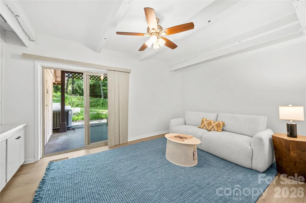 63 Shepard Square #206 Brevard, NC 28712