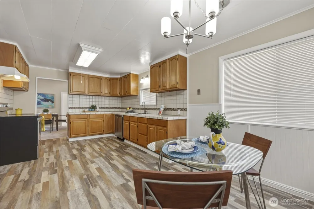 1120 3rd Street Cosmopolis, WA 98537