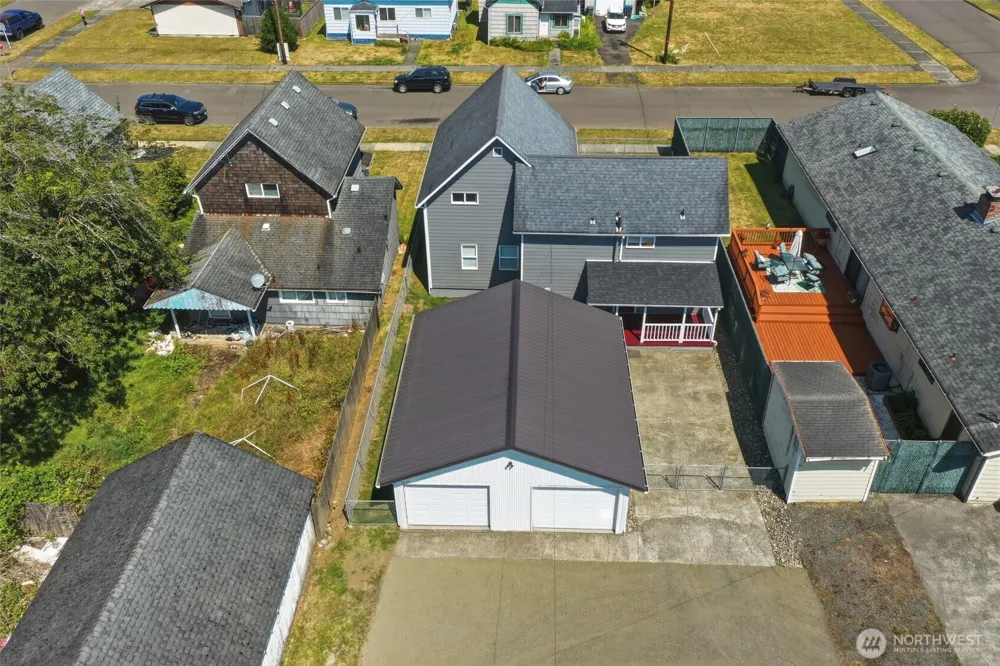 1120 3rd Street Cosmopolis, WA 98537