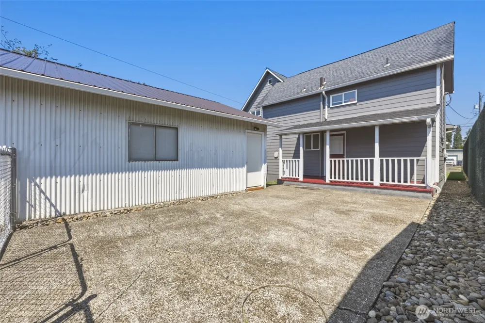 1120 3rd Street Cosmopolis, WA 98537