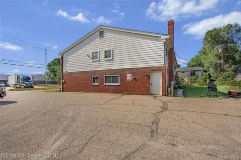 6930 YALE Apt. #5 Street
