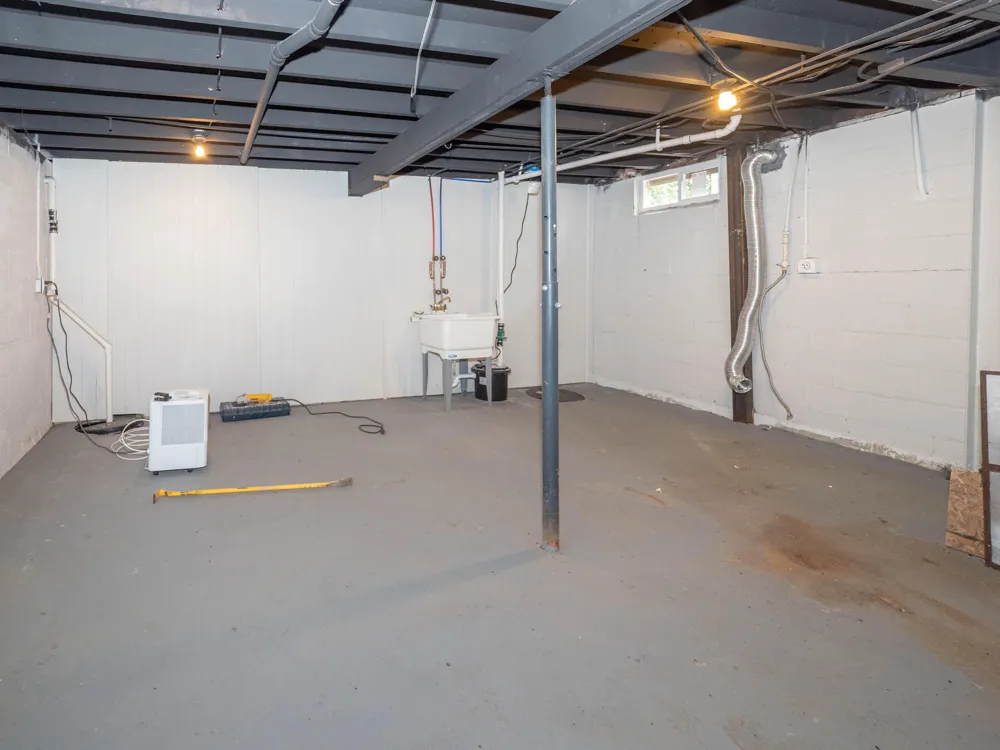 5909 Utah Avenue Portage City, MI 49024