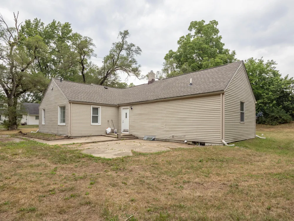 5909 Utah Avenue Portage City, MI 49024