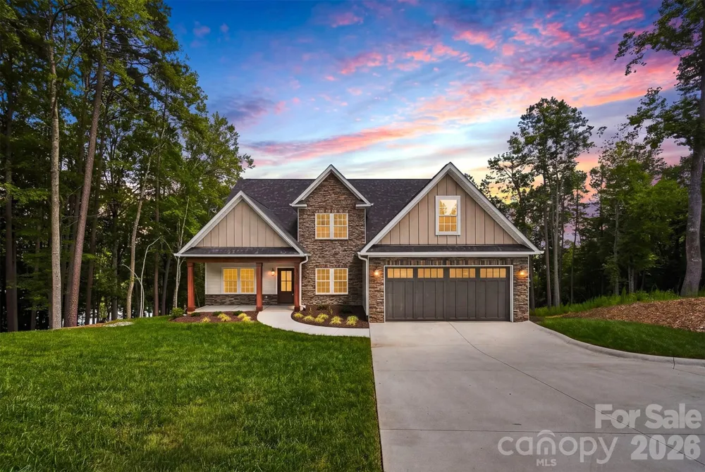 5317 Shoreline Way Granite Falls, NC 28630