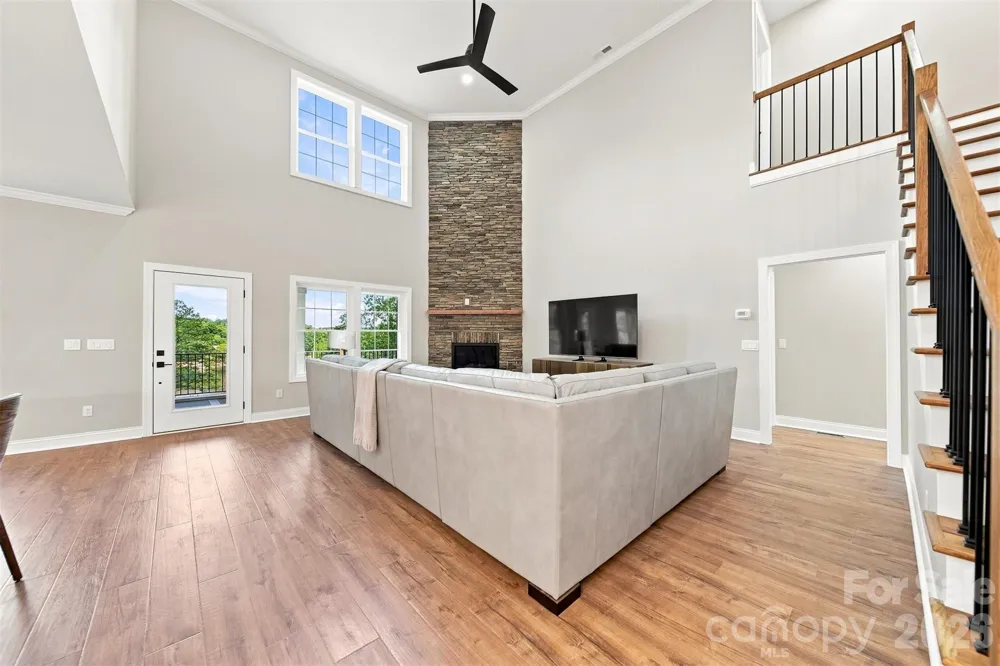 5317 Shoreline Way Granite Falls, NC 28630