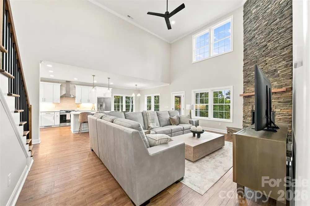 5317 Shoreline Way Granite Falls, NC 28630