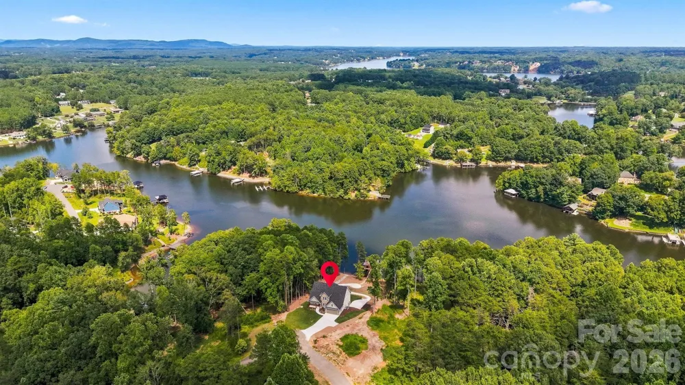 5317 Shoreline Way Granite Falls, NC 28630