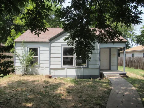 2705 Summer Avenue