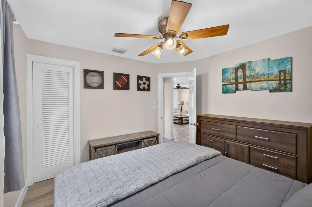 216 E 24th Street Riviera Beach, FL 33404