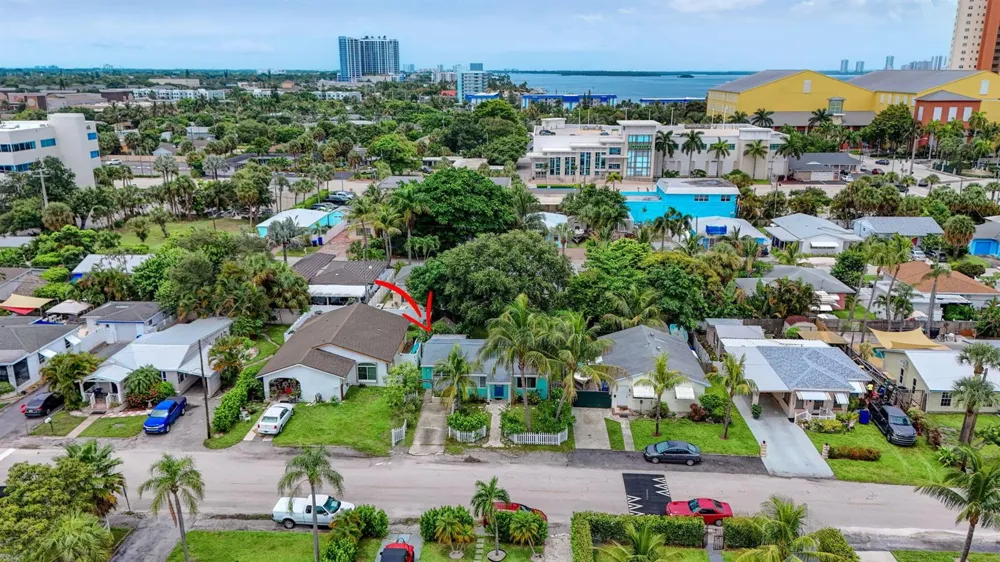 216 E 24th Street Riviera Beach, FL 33404