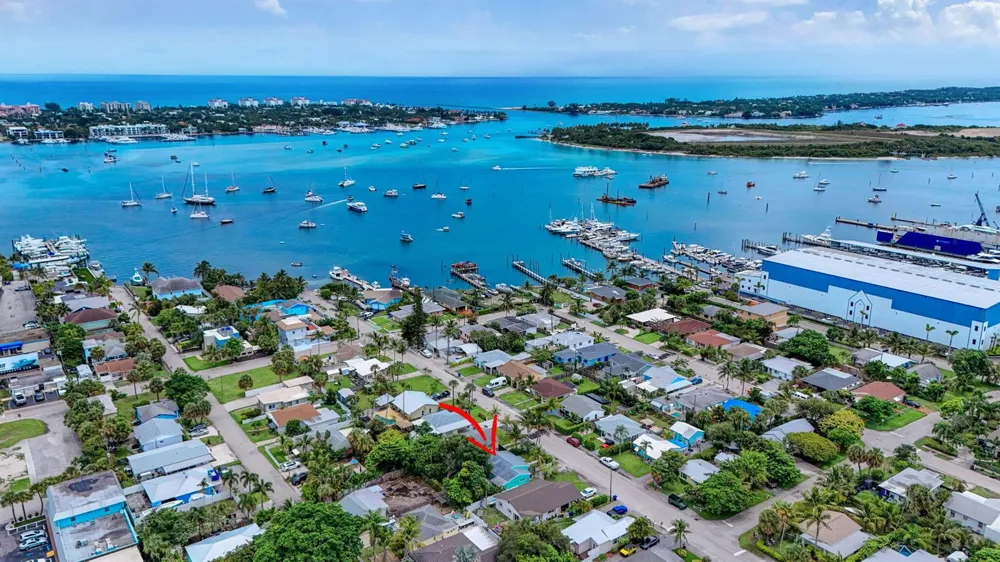 216 E 24th Street Riviera Beach, FL 33404