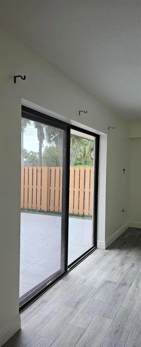 141 Heritage Way SE West Palm Beach, FL 33407