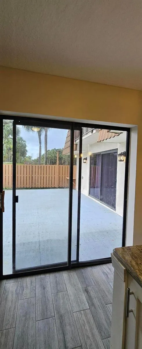 141 Heritage Way SE West Palm Beach, FL 33407