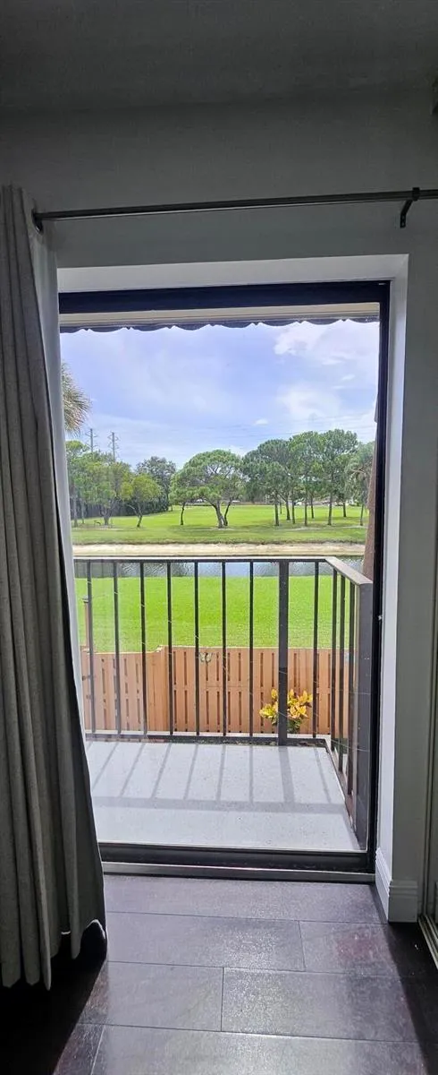 141 Heritage Way SE West Palm Beach, FL 33407