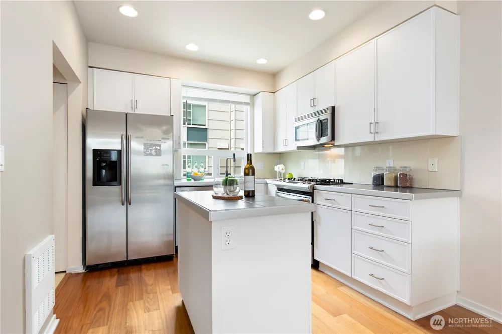 15130 NE 81st Way #104 Redmond, WA 98052