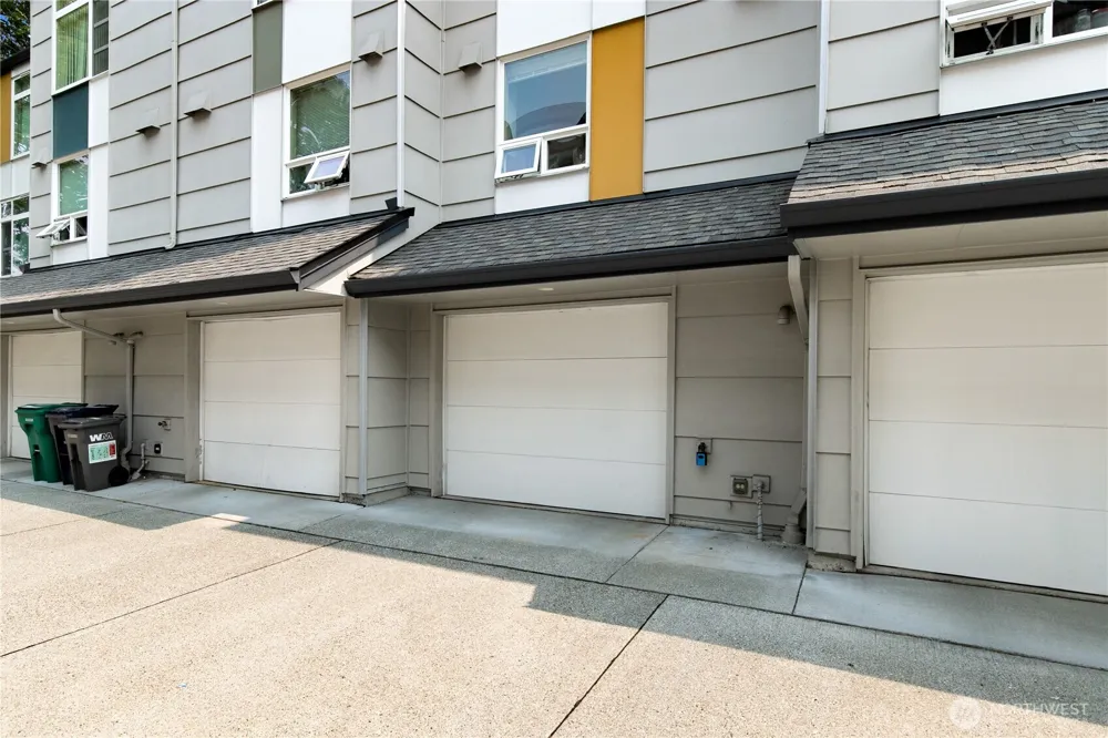 15130 NE 81st Way #104 Redmond, WA 98052