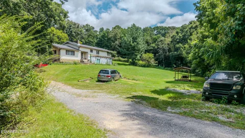 122 Piney Rd