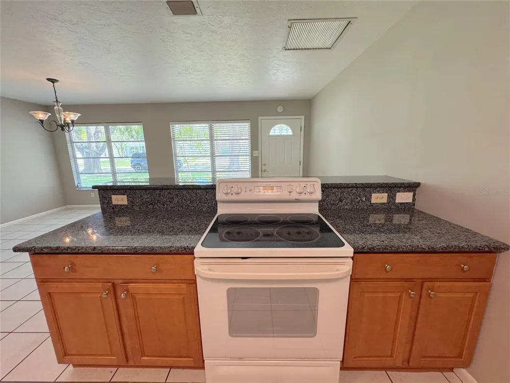 3883 HAWKEYE CIRCLE Sarasota, FL 34232