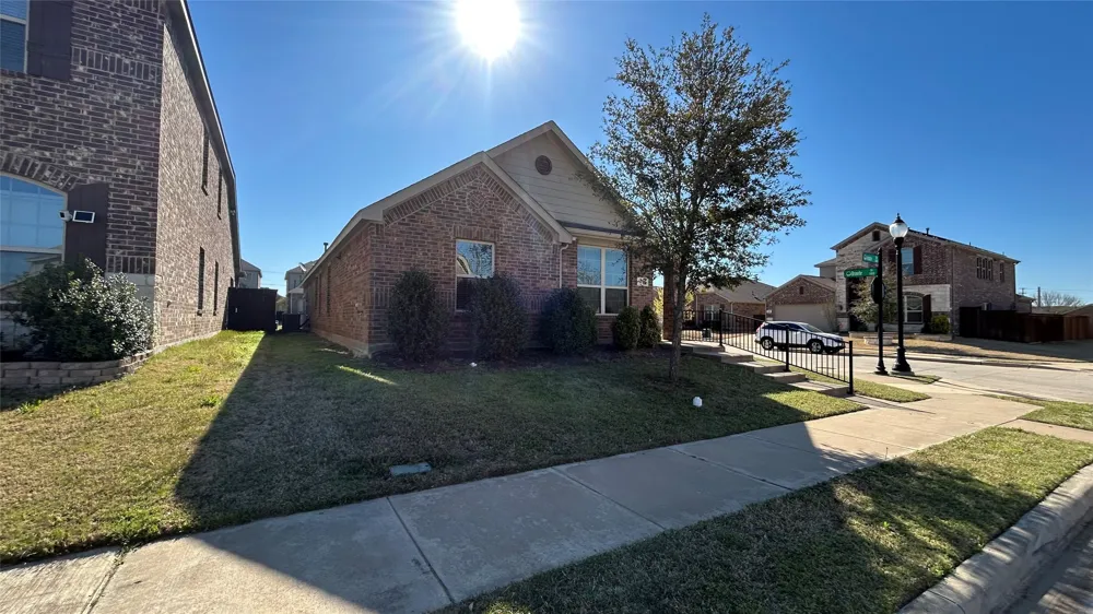 1235 Acmite Avenue Cross Roads, TX 76227