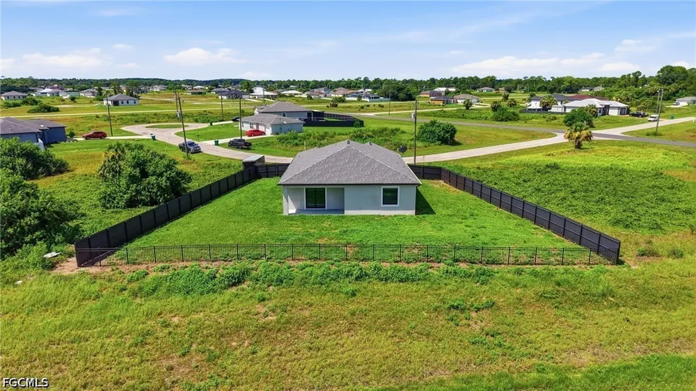 Alfa Court Labelle, FL 33935