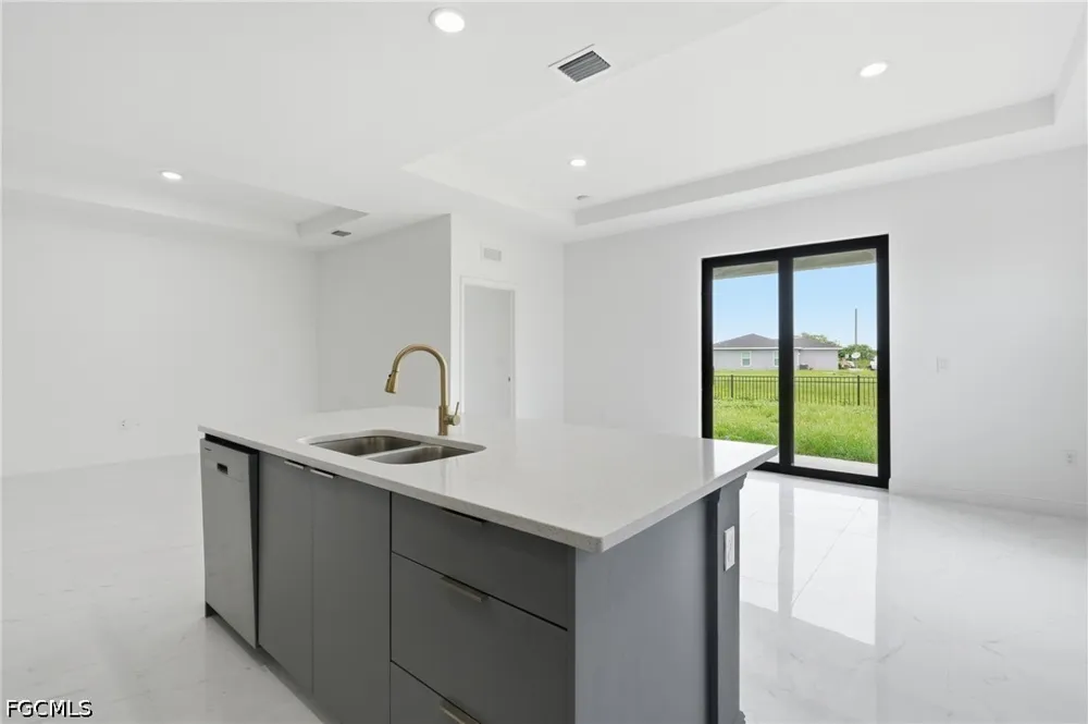 Alfa Court Labelle, FL 33935