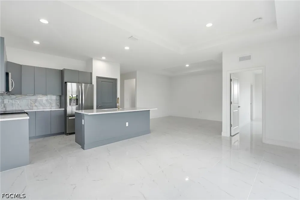 Alfa Court Labelle, FL 33935