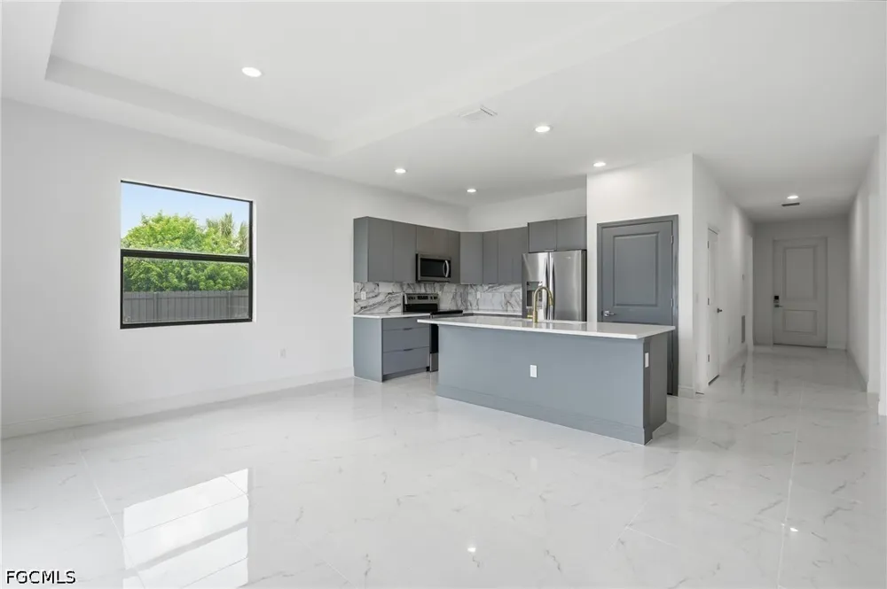 Alfa Court Labelle, FL 33935