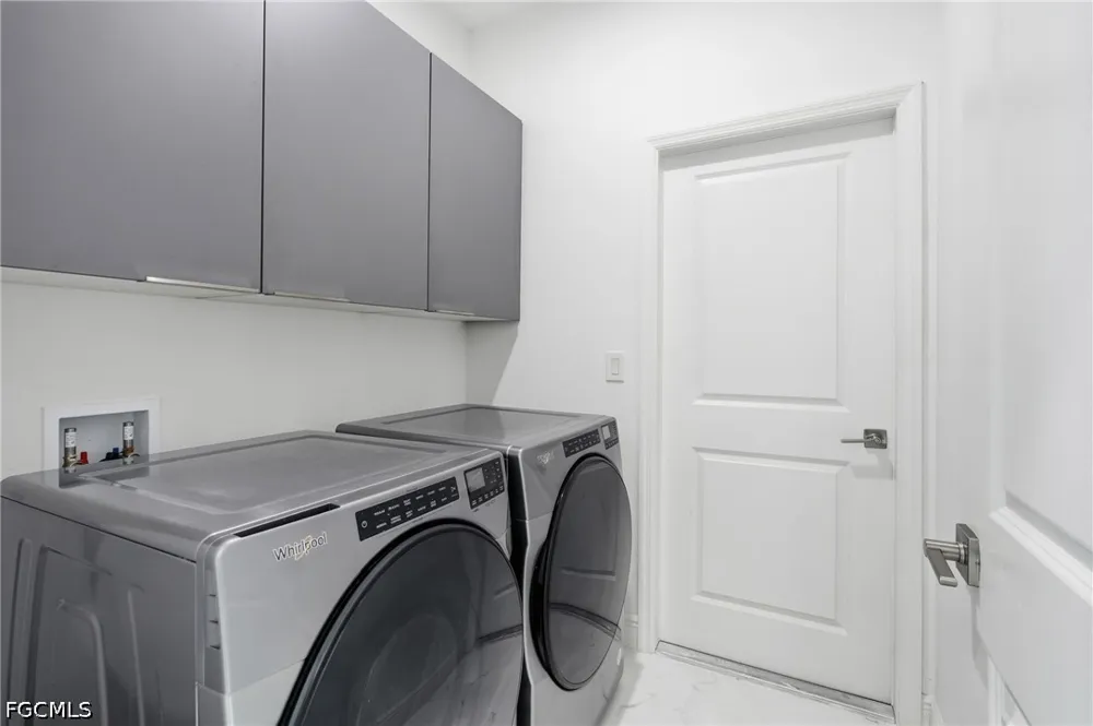 Alfa Court Labelle, FL 33935