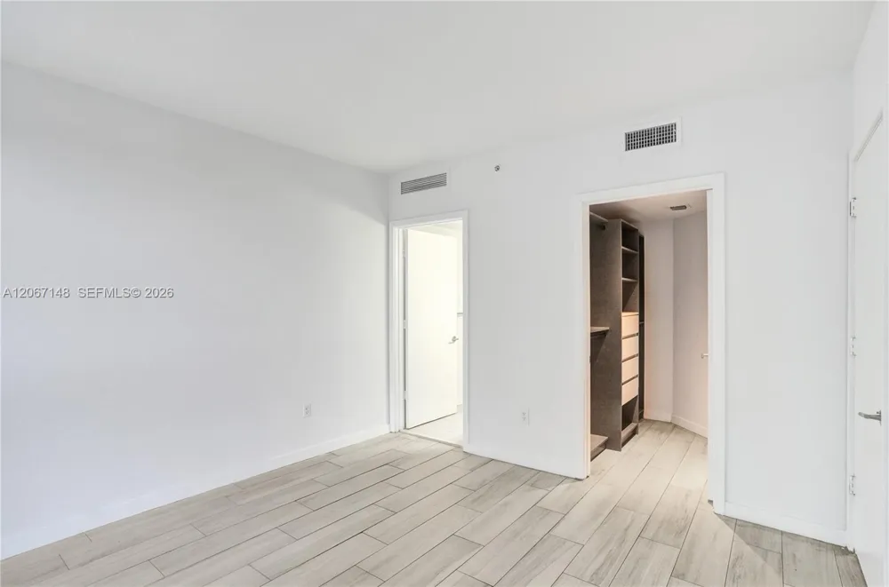 1010 SW 2nd Ave #1708 Miami, FL 33130