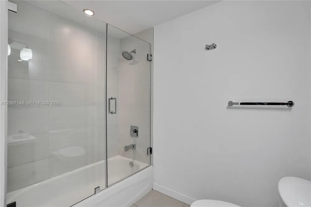 1010 SW 2nd Ave #1708 Miami, FL 33130
