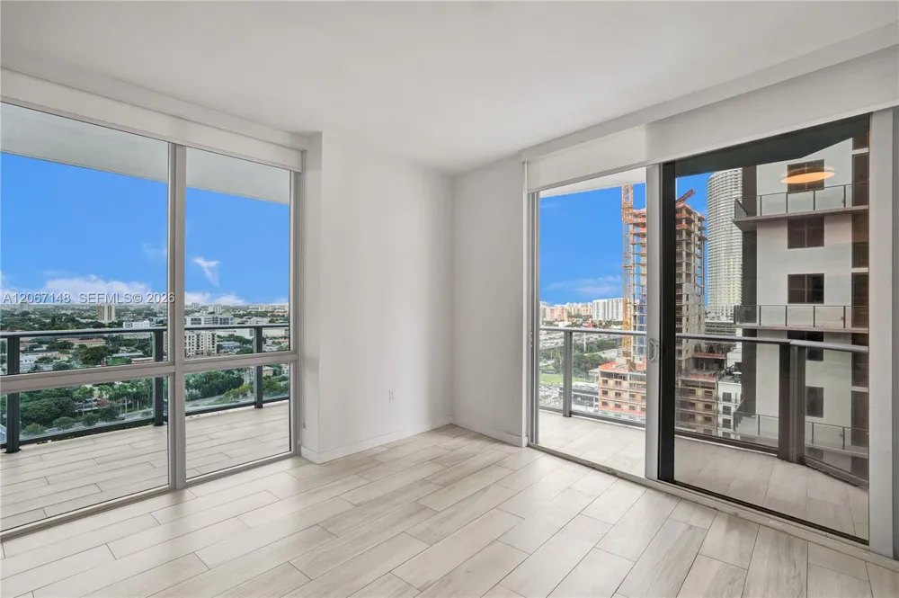 1010 SW 2nd Ave #1708 Miami, FL 33130