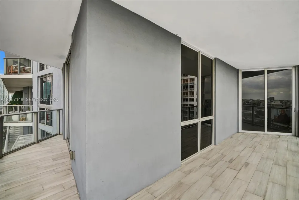 1010 SW 2nd Ave #1708 Miami, FL 33130