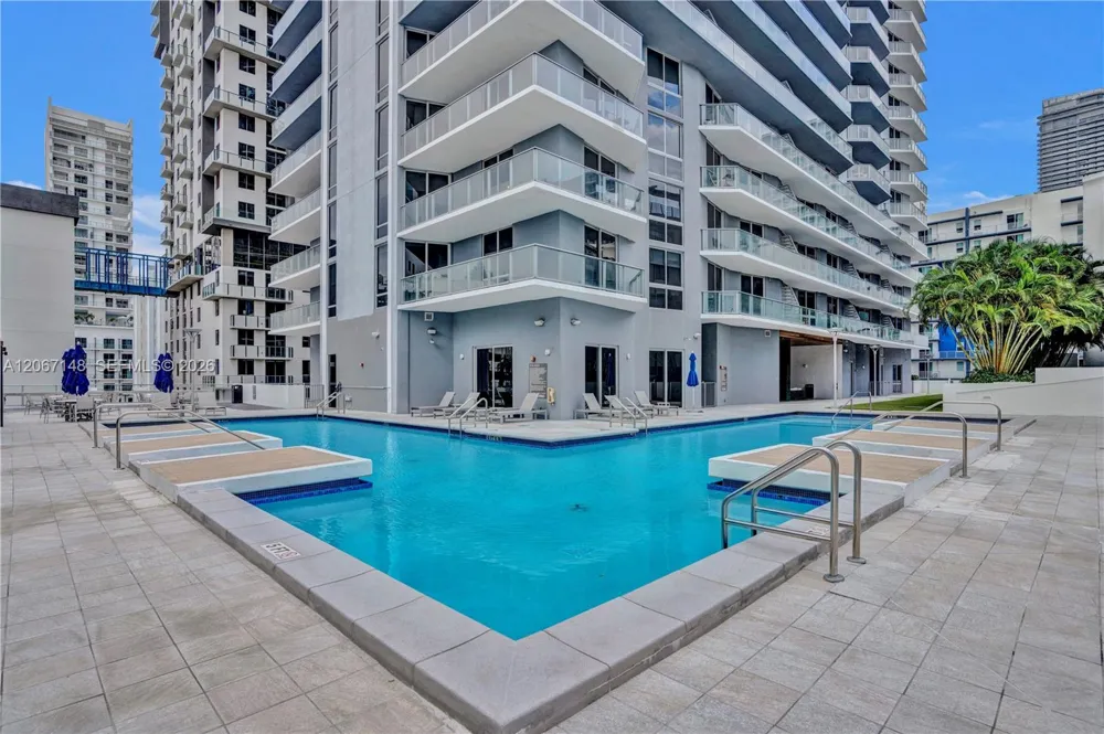 1010 SW 2nd Ave #1708 Miami, FL 33130