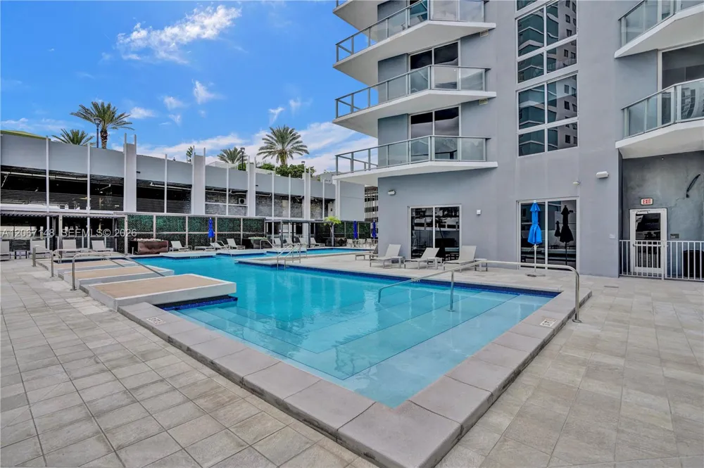 1010 SW 2nd Ave #1708 Miami, FL 33130