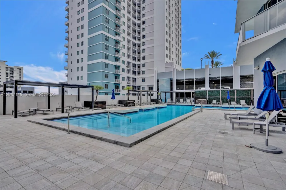 1010 SW 2nd Ave #1708 Miami, FL 33130